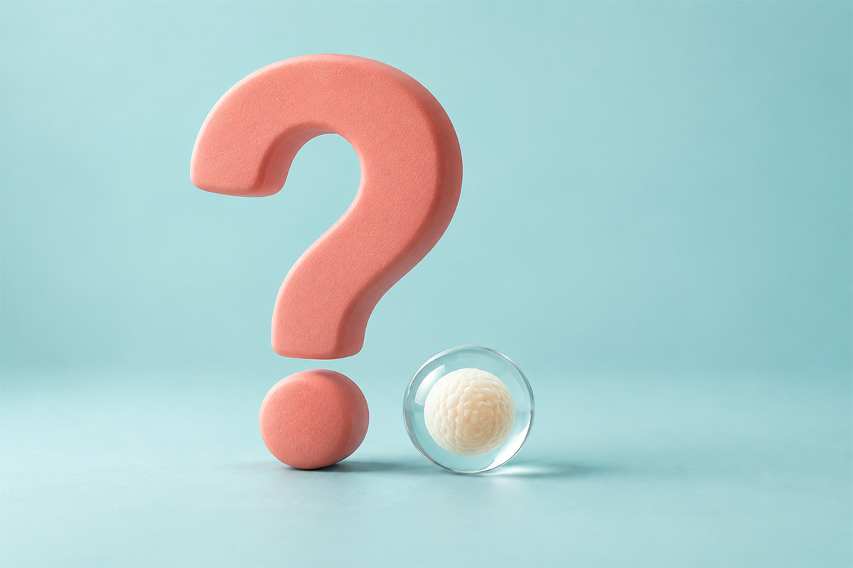 Fertilite koruma hakkında sık sorulan soruları temsil eden yumurta hücresi ve soru işareti